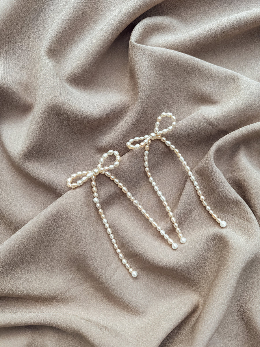 The Brianna bow earrings