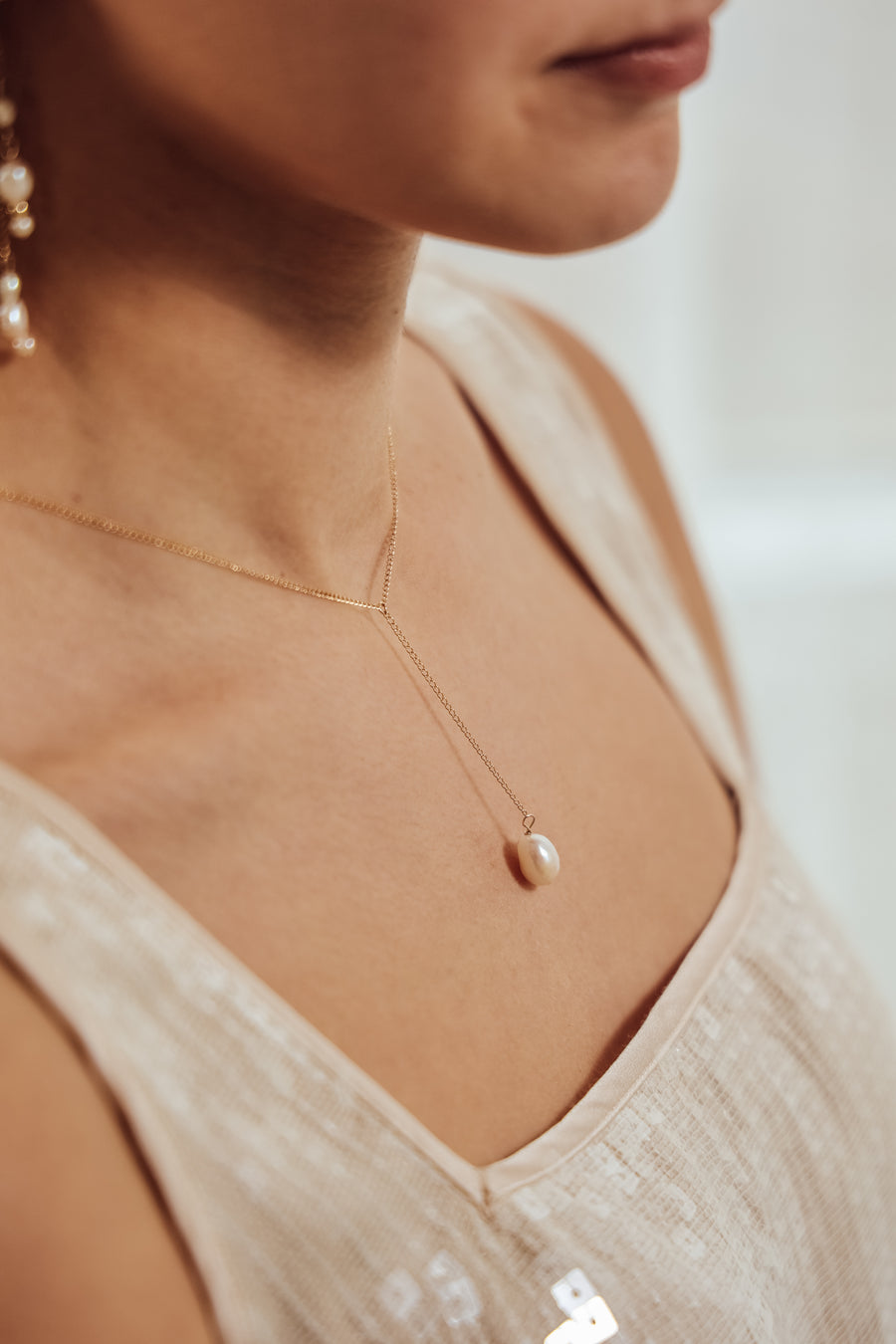 The Irina drop necklace