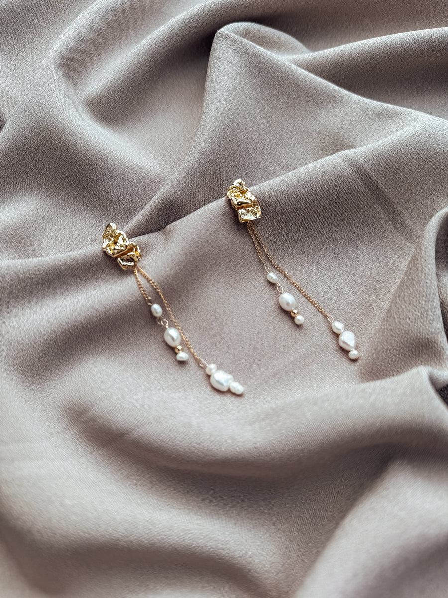 The Celina drop earrings